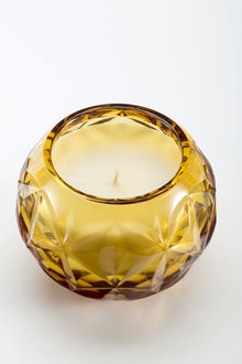 Lili Candle - Amber Crystal Petals Motif