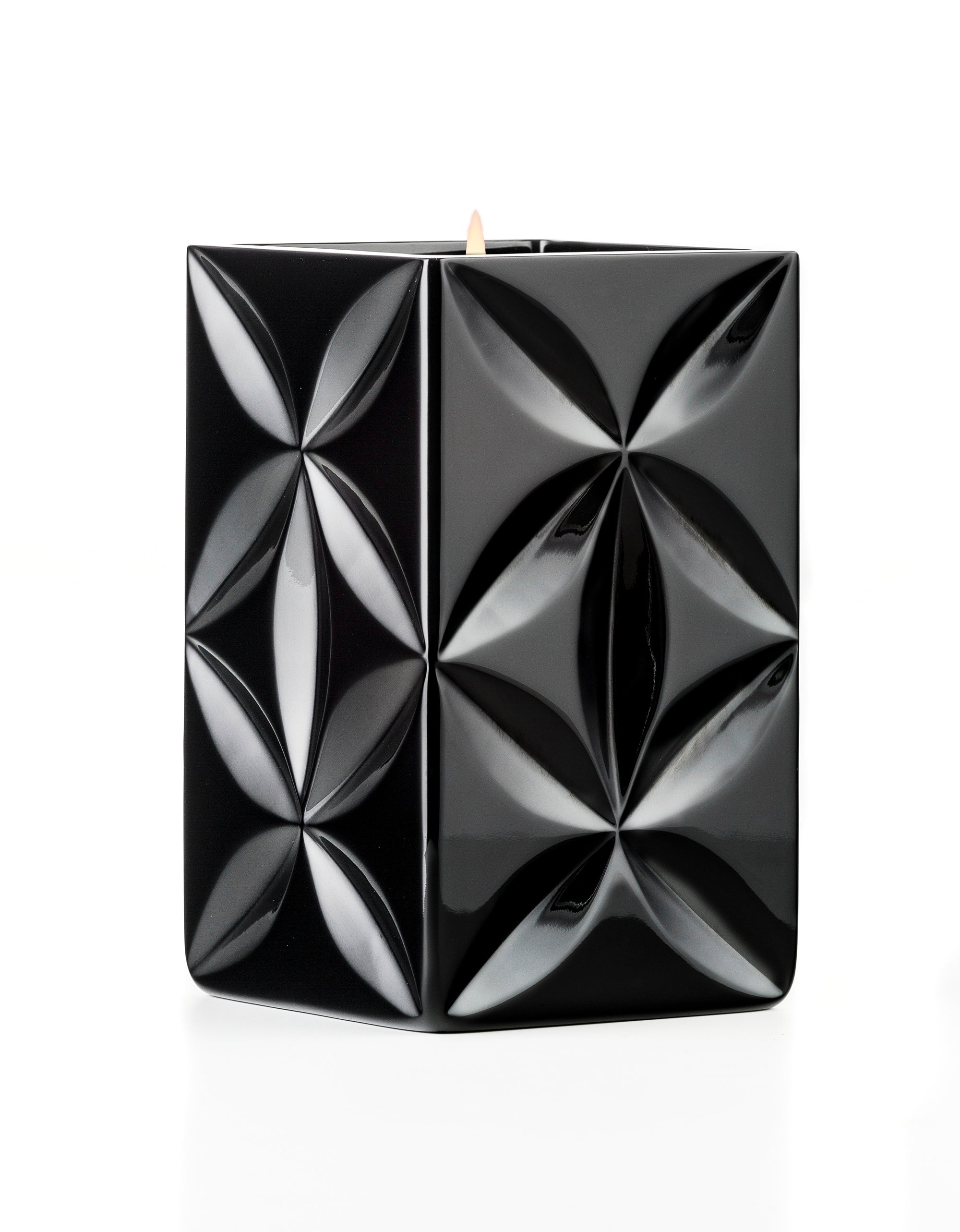 Lipe Candle - Shiny Black Crystal Geometric Floral Patterns