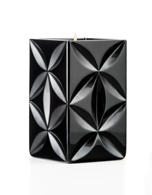 Lipe Candle - Shiny Black Crystal Geometric Floral Patterns